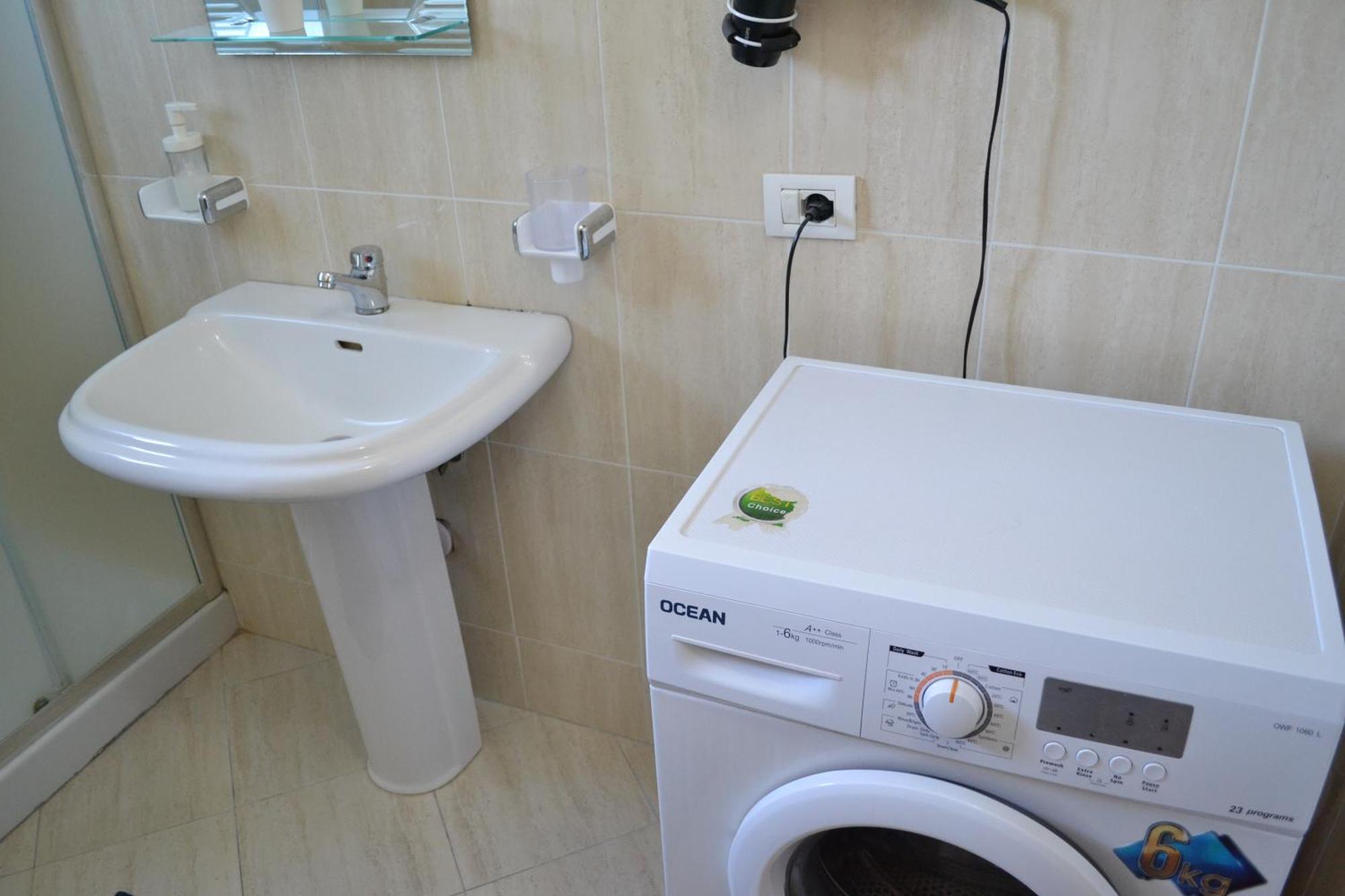 Seaview Gateway 2 Bedrooms Apartment & Garage Vlorë Εξωτερικό φωτογραφία