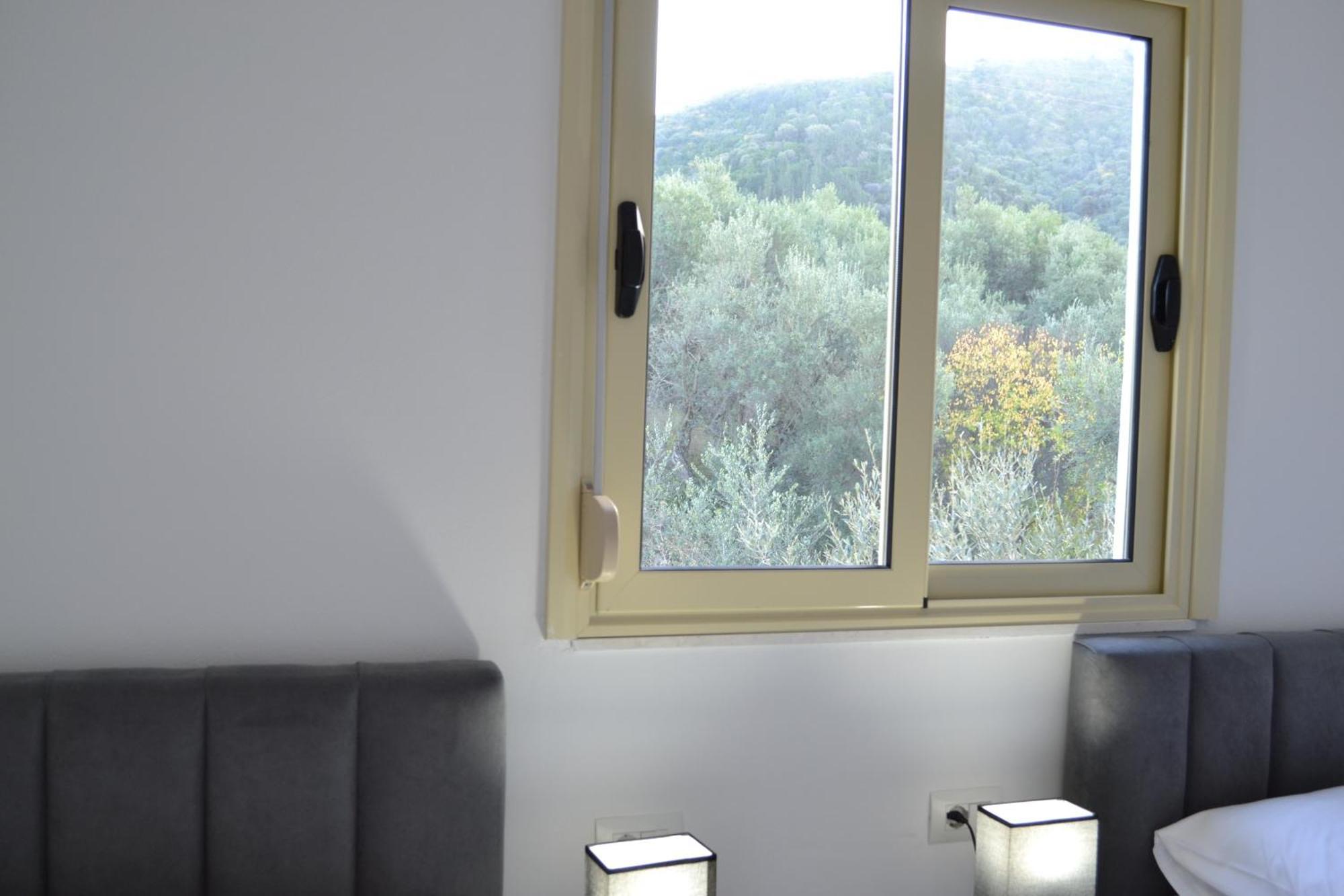 Seaview Gateway 2 Bedrooms Apartment & Garage Vlorë Εξωτερικό φωτογραφία