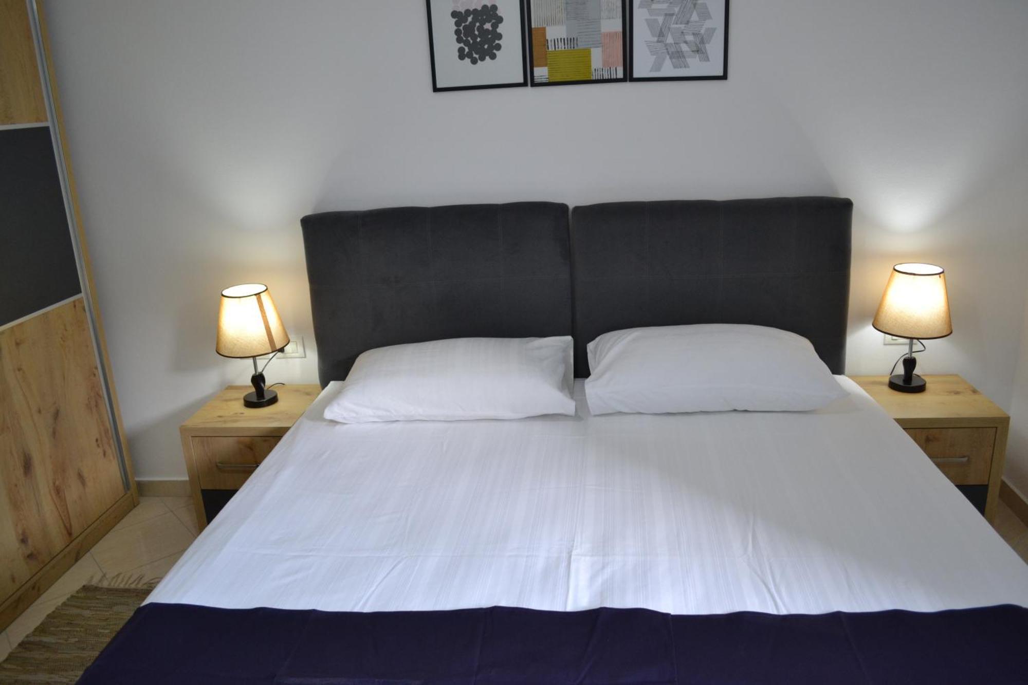 Seaview Gateway 2 Bedrooms Apartment & Garage Vlorë Εξωτερικό φωτογραφία