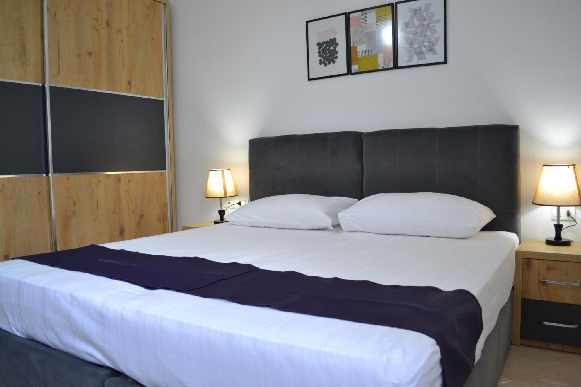 Seaview Gateway 2 Bedrooms Apartment & Garage Vlorë Εξωτερικό φωτογραφία