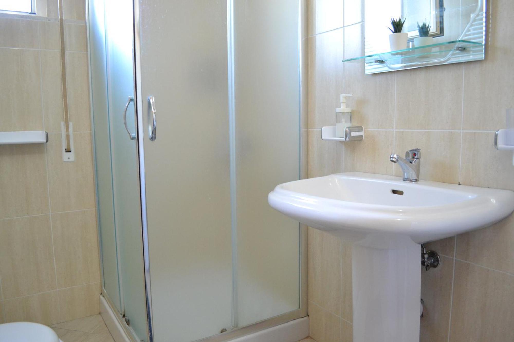 Seaview Gateway 2 Bedrooms Apartment & Garage Vlorë Εξωτερικό φωτογραφία